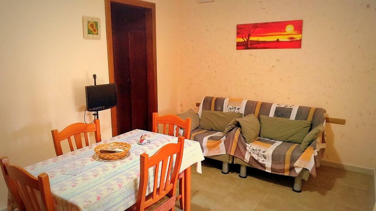 B&B Di Angela Scotellaro Palmariggi Екстер'єр фото